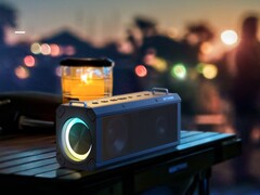 El altavoz Bluetooth Blitzwolf BW-WA3 Pro lleva incorporada la iluminación dinámica RGB. (Fuente de la imagen: Blitzwolf)