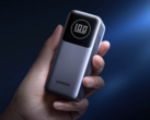 El último UGREEN Energy Pai Pro tiene una capacidad de 12.000 mAh. (Fuente de la imagen: UGREEN)