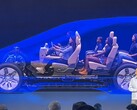 Ford da carpetazo al proyecto de SUV EV de tres filas de asientos mientras que el negocio del Model e se desangra por más de 1.100 millones de dólares a medida que el mercado de los EV sigue debilitándose. (Fuente de la imagen: M. Martinez en X)
