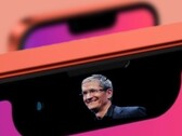 Parece que Tim Cook prefiere que se reduzca la muesca del iPhone antes que desterrarla. (Fuente de la imagen: CNET - editado)