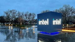 SoftBank no buscará un puesto en el consejo de Intel. (Fuente de la imagen: Intel)