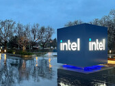 SoftBank no buscará un puesto en el consejo de Intel. (Fuente de la imagen: Intel)
