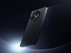 Se dice que el OnePlus 15 carece de la función macro de teleobjetivo. En la imagen: Ace 5 Pro. (Fuente de la imagen: OnePlus)