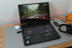 Acer Nitro 17 AN17-51-71ER, suministrado por Acer