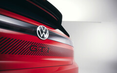 El icónico emblema GTI de Volkswagen se aplicará a un utilitario FWD electrizante en los próximos años. (Fuente de la imagen: Volkswagen)