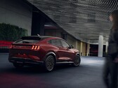 El Ford Mustang Mach-E GT 2024 tiene capacidad para cinco pasajeros. (Fuente de la imagen: Ford)