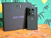 El Razr Fold ofrece una gran autonomía de batería y también destaca en otros aspectos.