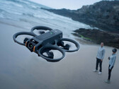 La DJI Neo será ligeramente más pequeña que la Avata 2, en la imagen. (Fuente de la imagen: DJI)