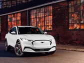 El precio del Mustang Mach-E ha bajado hasta 4.000 dólares (imagen: Ford)