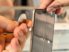 El Honor Magic V5 se enfrentará a los Galaxy Z Fold7 y X Fold5 este verano, así como al actual Oppo Find N5. (Fuente de la imagen: Weibo)