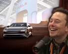 Ellon Musk acudió a las redes sociales para burlarse de Lucid por adoptar el hardware de carga NACS de Tesla. (Fuente de la imagen: PowerfulJRE en YouTube/Tesla/Lucid - editado)