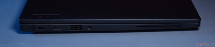 izquierda: 2 Thunderbolt 4, USB A 3.2 Gen 1, audio de 3,5 mm, ranura para tarjeta inteligente