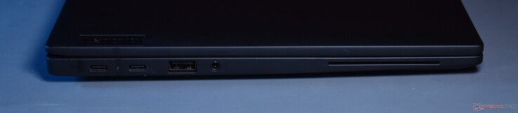 izquierda: 2 Thunderbolt 4, USB A 3.2 Gen 1, audio de 3,5 mm, ranura para tarjeta inteligente