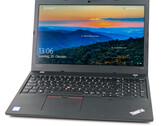 Review del portátil ThinkPad L590 de Lenovo: Un portátil de negocios con buenos dispositivos de entrada