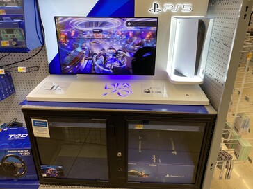 Kiosco de demostraciones de PS5. (Fuente de la imagen: NeoGAF - Kyshakk)