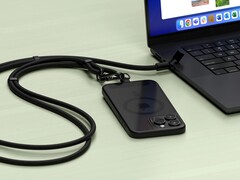El cable de cordón USB-C OntheGo de Satechi (en la imagen) ya está disponible. (Fuente de la imagen: Satechi)