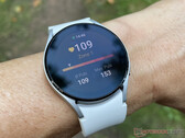 No debe actualizar el Galaxy Watch4 o Galaxy Watch4 Classic a una versión de firmware que termine en 'GVI3'. (Fuente de la imagen: NotebookCheck)