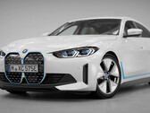 Un pequeño número de BMW i4 e iX EV están siendo retirados del mercado por baterías defectuosas. (Fuente de la imagen: BMW)