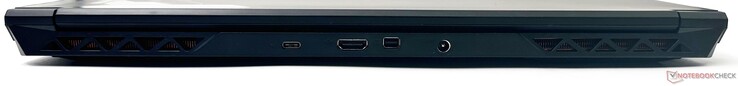 Trasera: USB 3.2 Gen2 Tipo-C, salida HDMI 2.1, salida mini-DisplayPort 1.4, entrada de CC