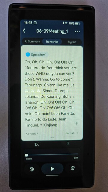 El intento de transcribir un curso de coreano tuvo un resultado extraño.