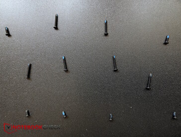 ¡Tome nota! 12 tornillos, 3 longitudes diferentes