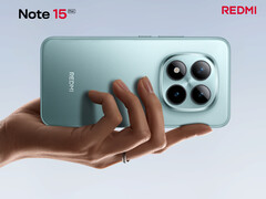 El Redmi Note 15 Pro Plus ha cambiado sutilmente respecto al modelo del año pasado desde la parte trasera. (Fuente de la imagen: Xiaomi)