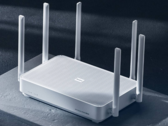 El router de malla Redmi AX5400 tiene seis antenas y es compatible con Wi-Fi 6. (Fuente de la imagen: Xiaomi)