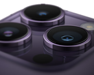 El iPhone 15 Pro Max podría llevar una lente periscópica que permitiría aumentar el zoom óptico. (Imagen vía Apple con ediciones)