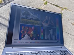 Al aire libre, bajo la luz del sol
