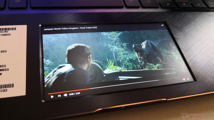 Mira videos de 1080p en tu trackpad porque ¿por qué no? Mira videos de 1080p en tu trackpad porque ¿por qué no?