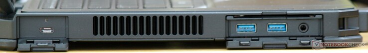 Izquierda: USB 3.1 Gen 1 Tipo C, 2x USB 3.0 Tipo A, auriculares (entrada/salida de audio combinada)