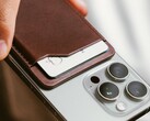 La nueva cartera Nomad Leather Mag Wallet puede localizarse gracias a un AirTag (Fuente de la imagen: Nomad)