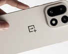 El próximo smartphone insignia, el OnePlus 15. (Fuente de la imagen: OnePlus, editado)