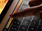 Los problemas del MacBook Pro con Touch Bar son interminables. (Imagen: Apple)