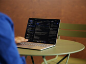 El Surface Laptop 8 viene con tecnología de pantalla de privacidad integrada.