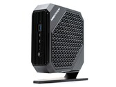 Análisis del Minisforum Neptune Series HX77G: El mini PC para juegos con un AMD Ryzen 7 7735HS, AMD Radeon RX 6600M y 2x USB4