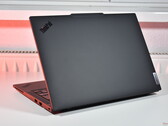 La CPU Ryzen 9 hace que este ThinkPad de Lenovo destaque: La estación de trabajo móvil compacta ofrece el mayor rendimiento de CPU de todos los portátiles ThinkPad de 14 pulgadas, en la imagen: Lenovo ThinkPad P14s Gen 6 AMD (fuente de la imagen: Benjamin Herzig)