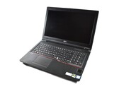 Review de la estación de trabajo Fujitsu Celsius H780 (i7-8850H, P2000, FHD)