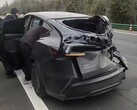 Un Tesla Model Y de 2025 demuestra su robustez en un accidente en China (Fuente de la imagen: Aron Li n X)