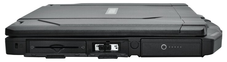 Bahía de expansión (en este caso, con un lector de Smartcard opcional), ranura para módulo SSD NVMe, Batería