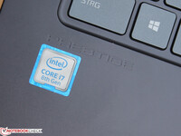 El procesador Intel Core i7-8565U alimenta nuestra unidad de prueba