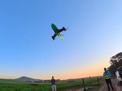 Una imagen del Peregreen 3 volando (Fuente de la imagen: Mike Bell; captura de pantalla recortada)