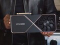 La VRAM de la RTX 3090 Founders Edition puede calentarse más que su temperatura máxima de funcionamiento. (Fuente de la imagen: NVIDIA)