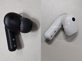 Supuestas unidades ficticias de Galaxy Buds 4 Pro (izquierda) y Galaxy Buds 4 (derecha).