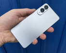 El Samsung Galaxy S25 Edge está disponible en Plata Titanio (en la imagen), Azul Titanio Icyblue y Negro Titanio Jetblack. (Fuente de la imagen: Notebookcheck)
