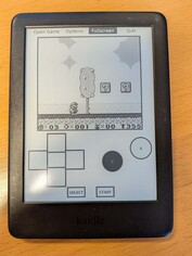 Aunque un emulador de Gameboy es divertido, la falta de multitáctil y la escasa frecuencia de actualización lo convierten más en una demostración técnica que en una solución práctica (Fuente de la imagen: Notebookcheck)