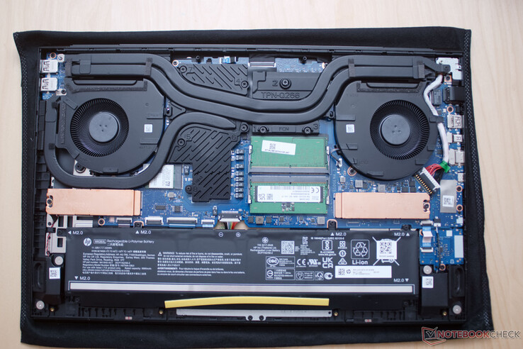 HP Omen 17 abierto