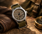 Los relojes de campo Timex TW2Y89500 y TW2Y89400 se suministran con un mecanismo de cuarzo.
