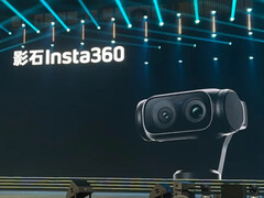 Aspecto oficial de la cámara vlogging Luna de Insta360.