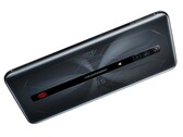Análisis del Nubia RedMagic 6S Pro: smartphone para juegos con ventilador integrado y 165 Hz